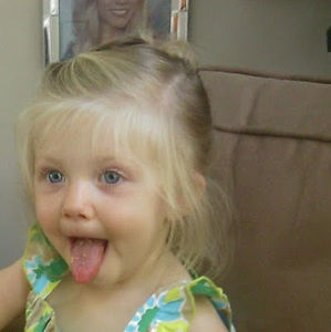 Meet your Posher, Kendra